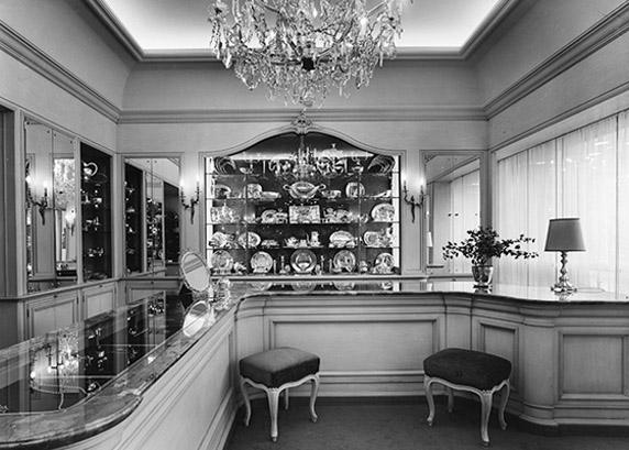 The boutique on Maximilianstrasse renovated 1968